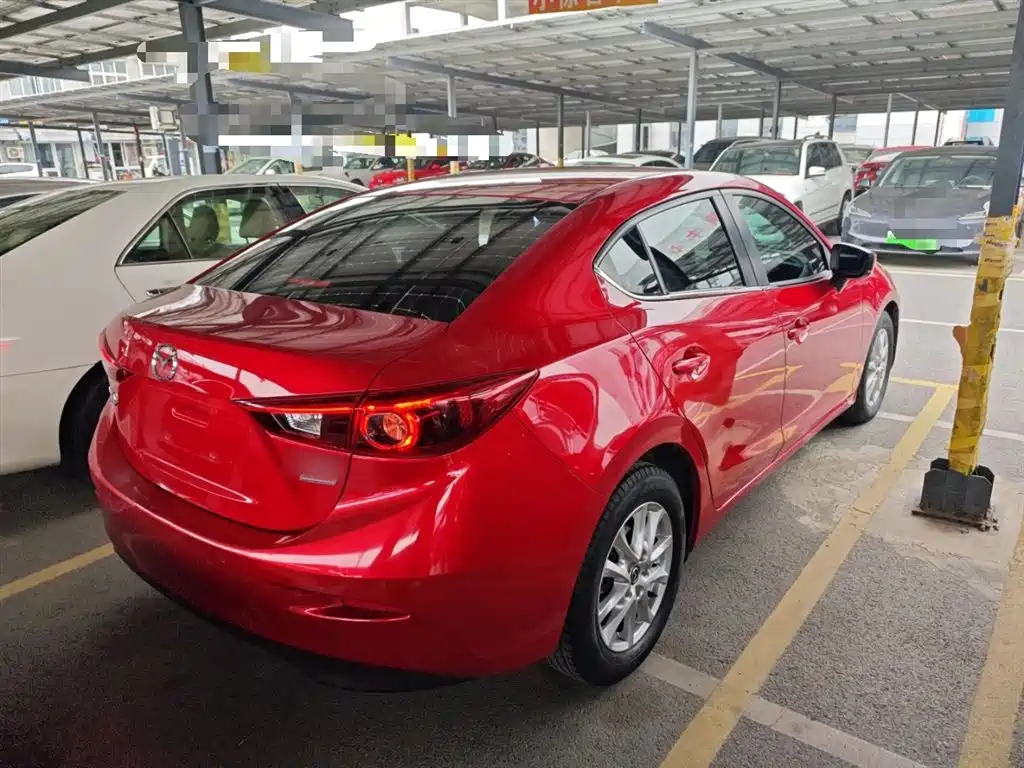 Mazda 3 Axela Sedan 1.5 L Auto Luxury CN-V