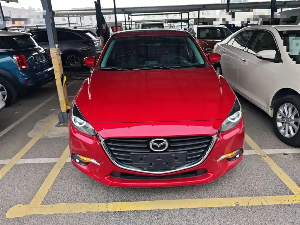 Mazda 3 Axela Sedan 1.5 L Auto Luxury CN-V