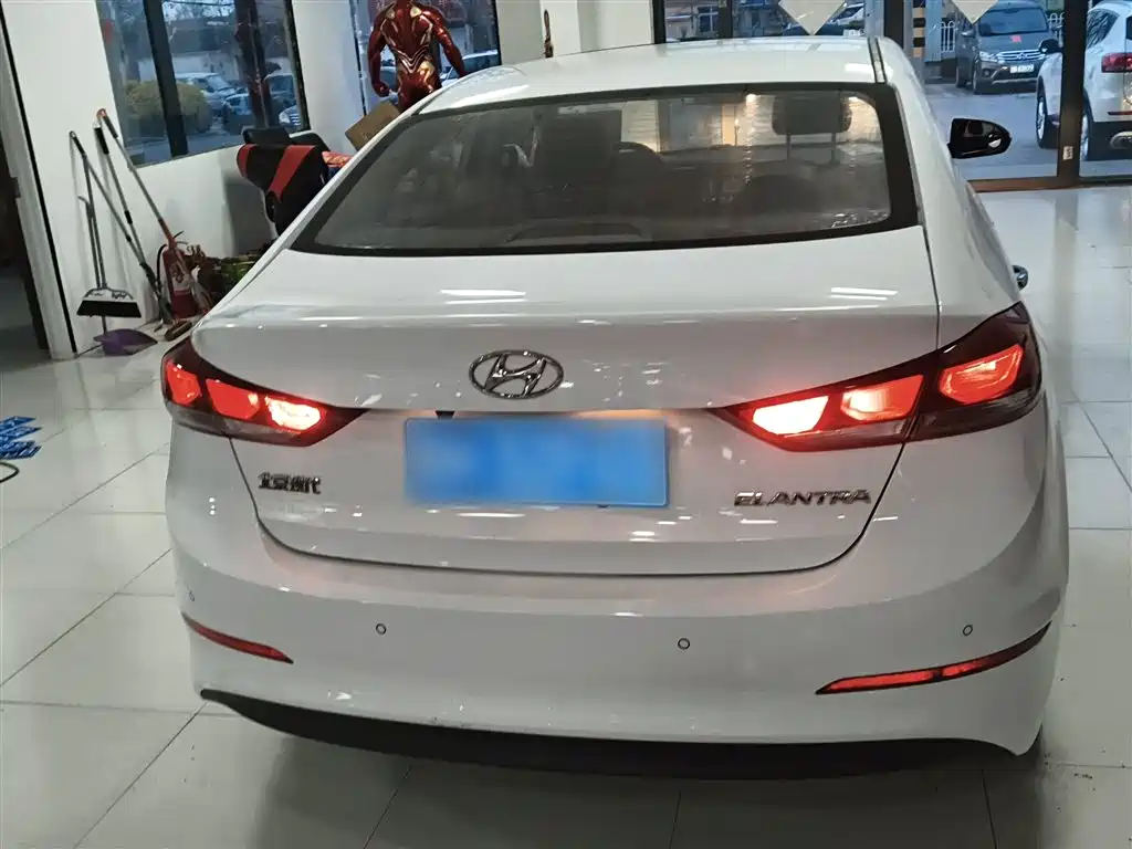 Elantra 领动 2016款 1.6 L 手动智炫·活力型