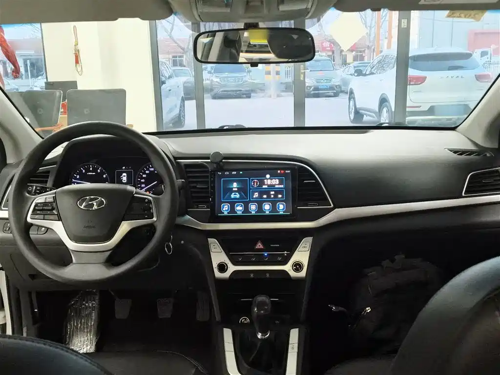 Elantra 领动 2016款 1.6 L 手动智炫·活力型