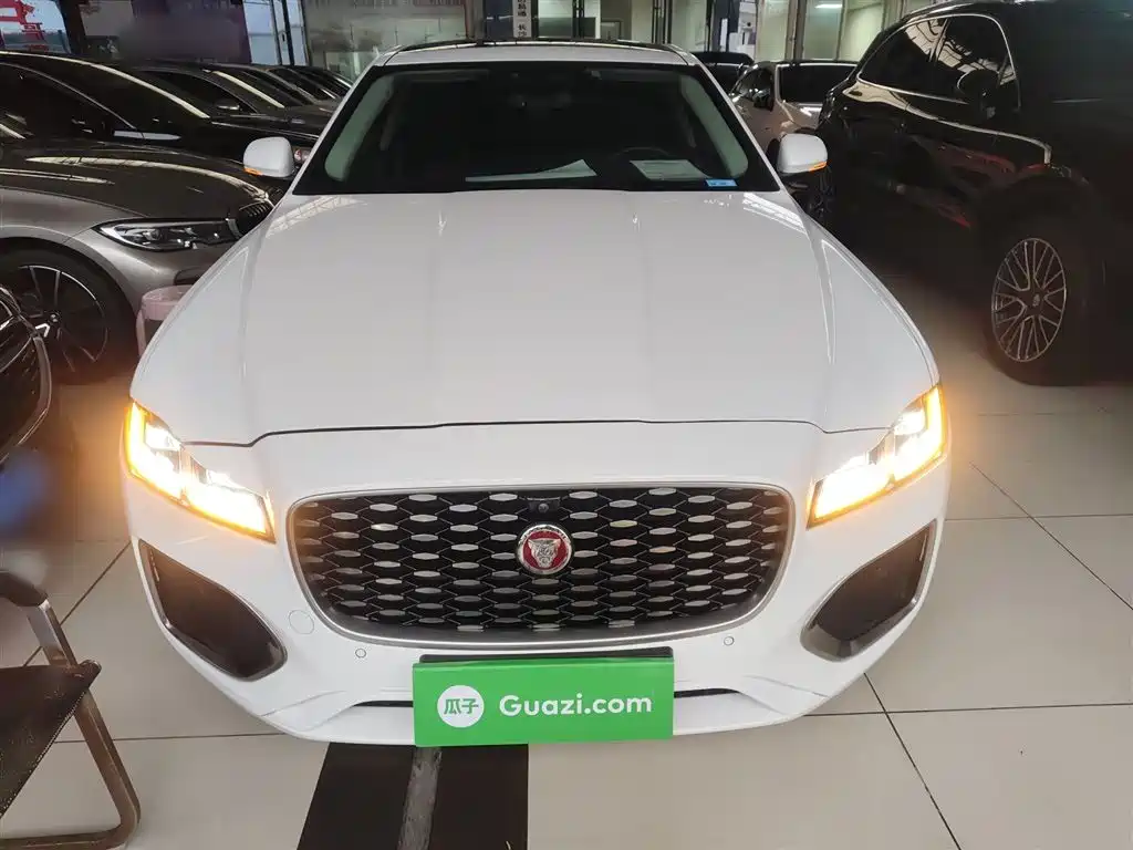 Jaguar XFL XFL 2.0 T P200 2 WD Elite Luxury