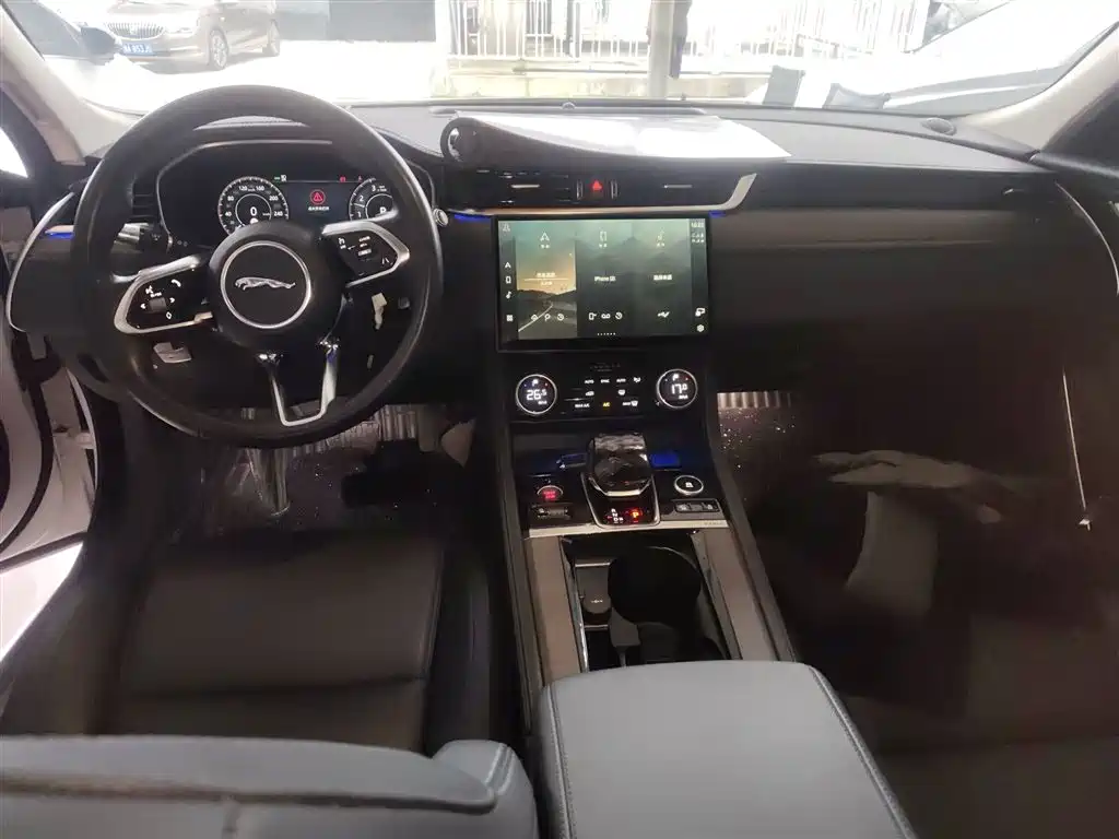 Jaguar XFL XFL 2.0 T P200 2 WD Elite Luxury