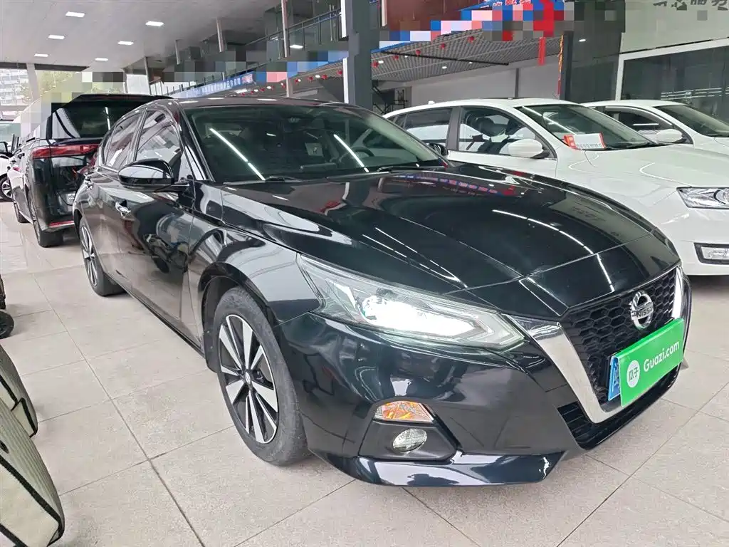 Teana 2.0 L XL Comfort