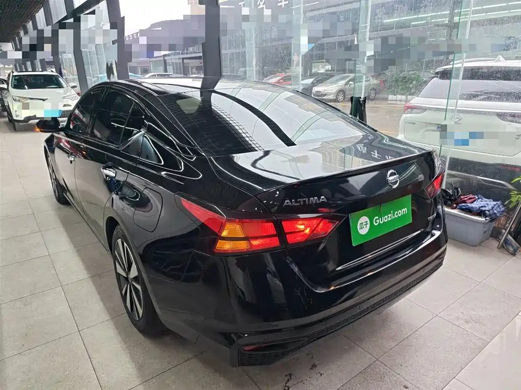 Teana 2.0 L XL Comfort