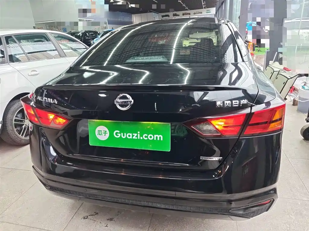 Teana 2.0 L XL Comfort