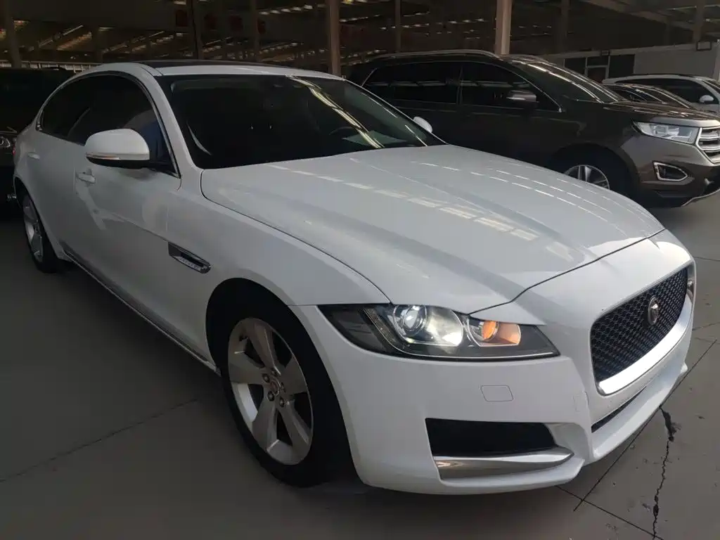 Jaguar XFL XFL 2.0 T 200 PS Elite