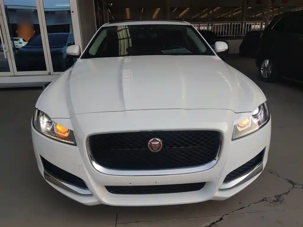 Jaguar XFL XFL 2.0 T 200 PS Elite