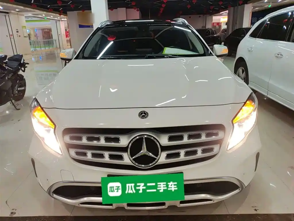 Mercedes-Benz GLA GLA 200 Dynamic