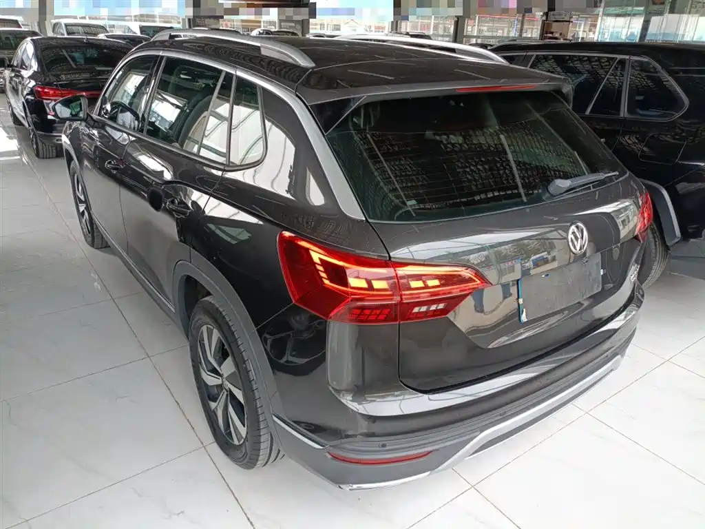 Tayron 330 TSI 2 WD Luxury CN-VI