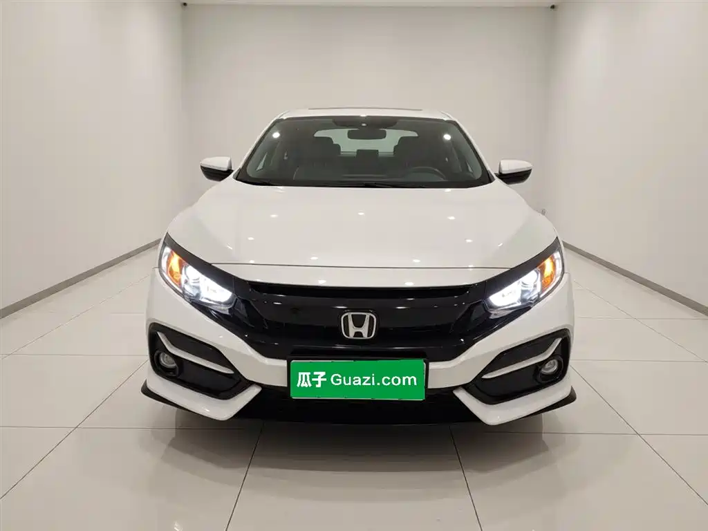 Civic HATCHBACK 220 TURBO CVT New Sharp Control