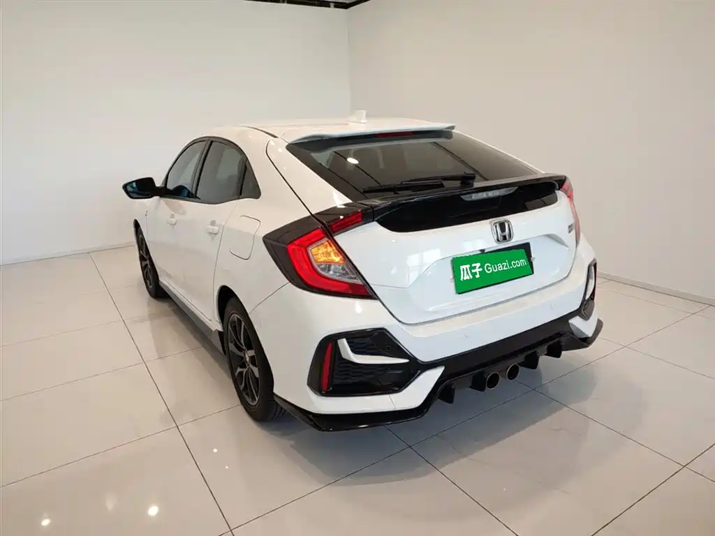 Civic HATCHBACK 220 TURBO CVT New Sharp Control