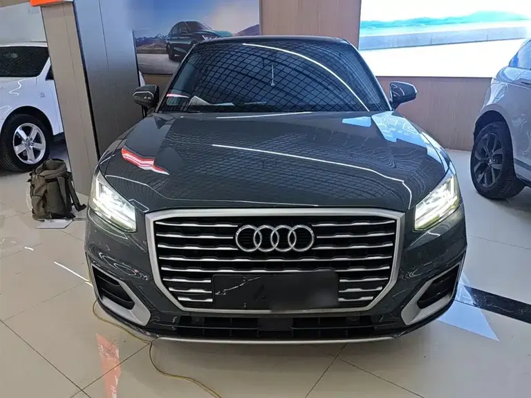 Audi Q2 L 35 TFSI Fashion Elegant