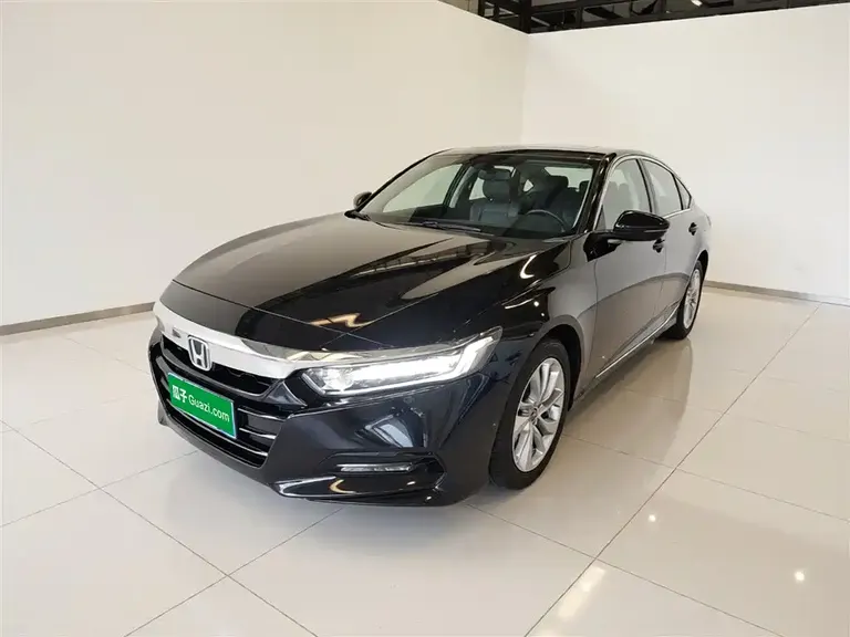 Honda Accord 260 TURBO Elite CN-VI