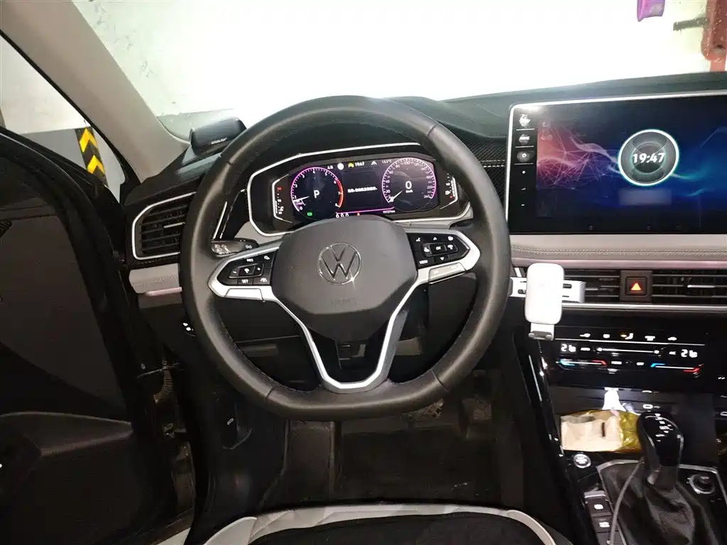 Tayron 300 TSI 2 WD Luxury Plus Advanced