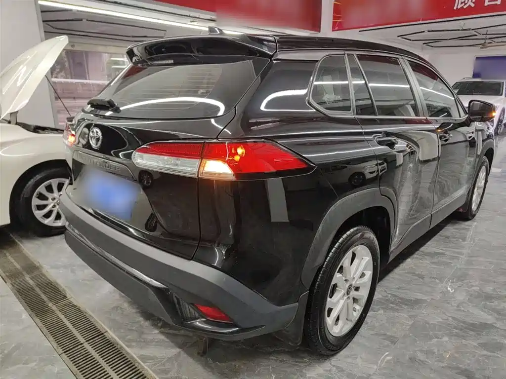 Frontlander 2.0 L CVT Leading