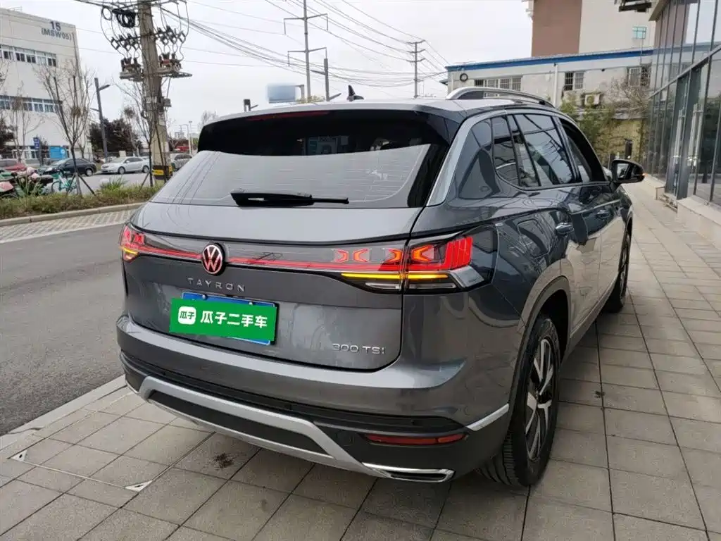 Tayron 300 TSI 2 WD Luxury Plus Advanced