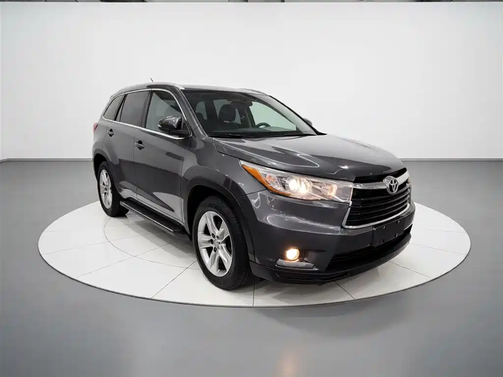 Highlander 2.0 T 4 WD Luxury 7-seat