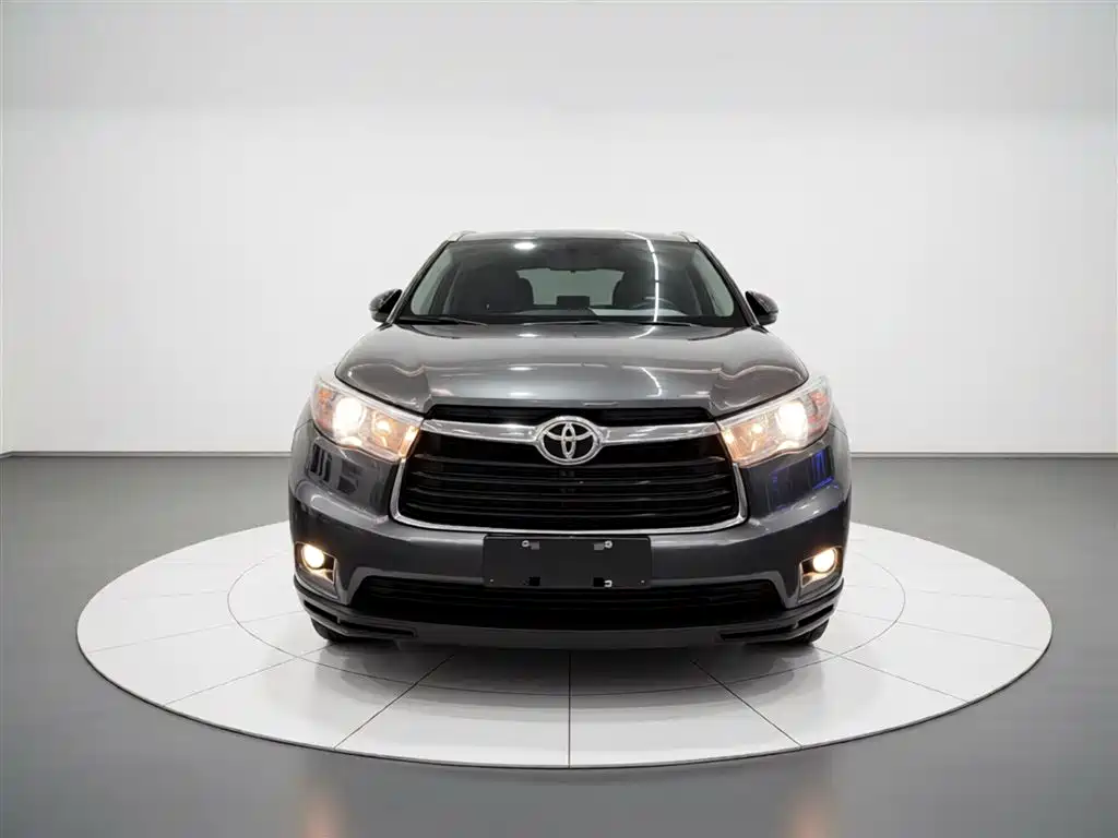 Highlander 2.0 T 4 WD Luxury 7-seat