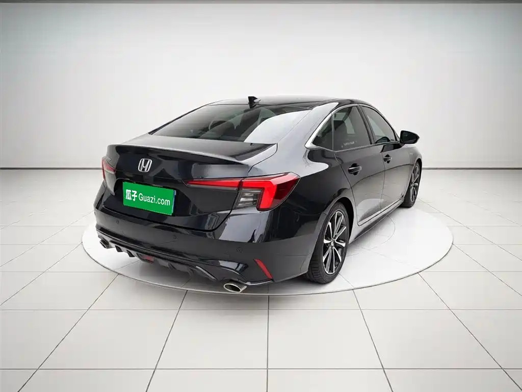 Integra 240 TURBO CVT Tech