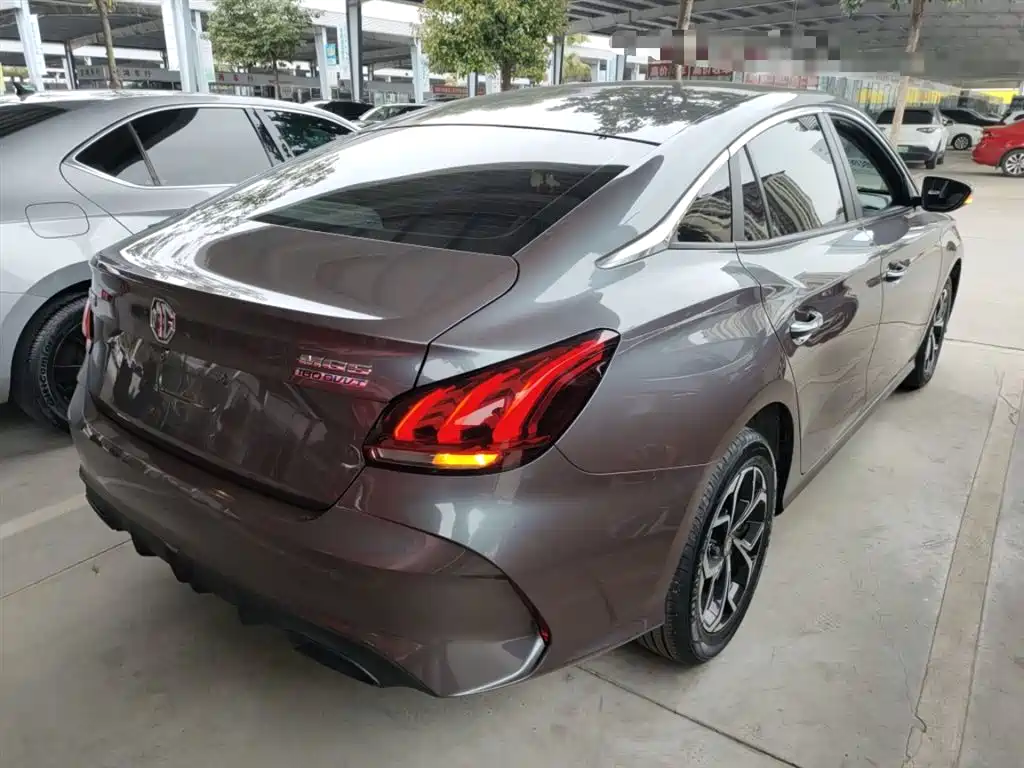 MG5 Facelift 180 DVVT CVT Youth Luxury