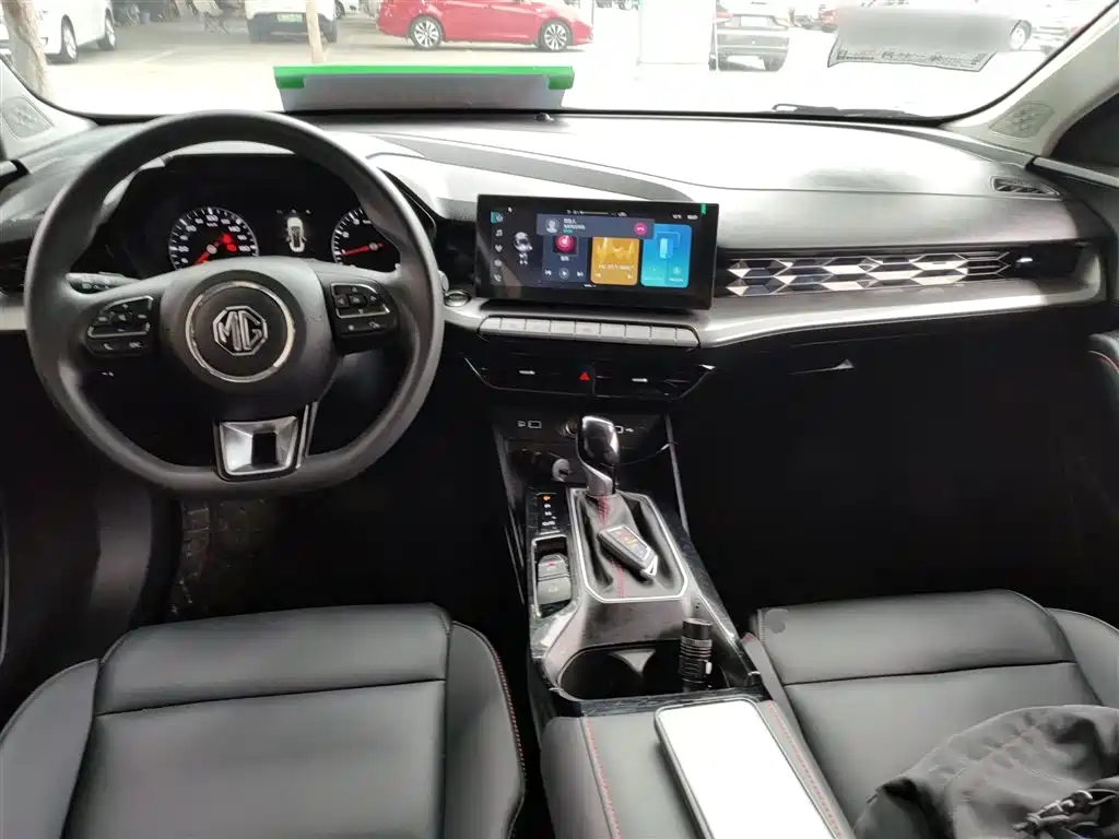 MG5 Facelift 180 DVVT CVT Youth Luxury