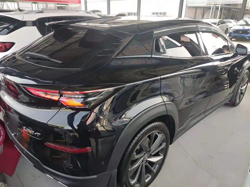 Changan UNI-T 1.5 T Flagship