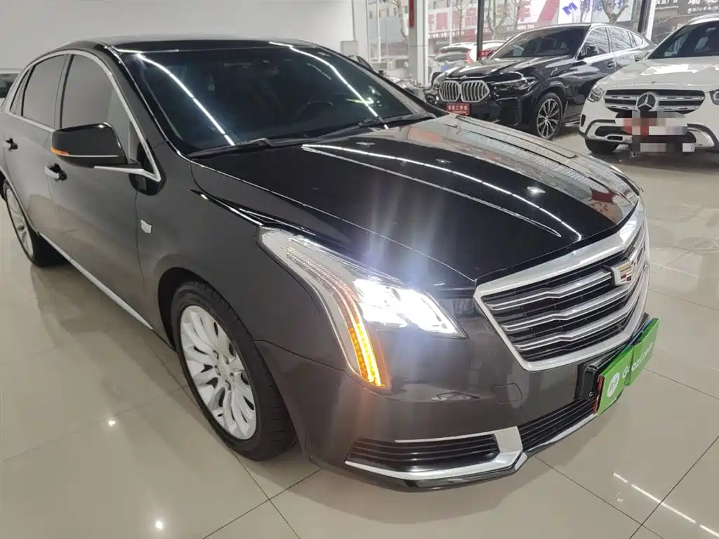 Cadillac XTS 28 T Tech