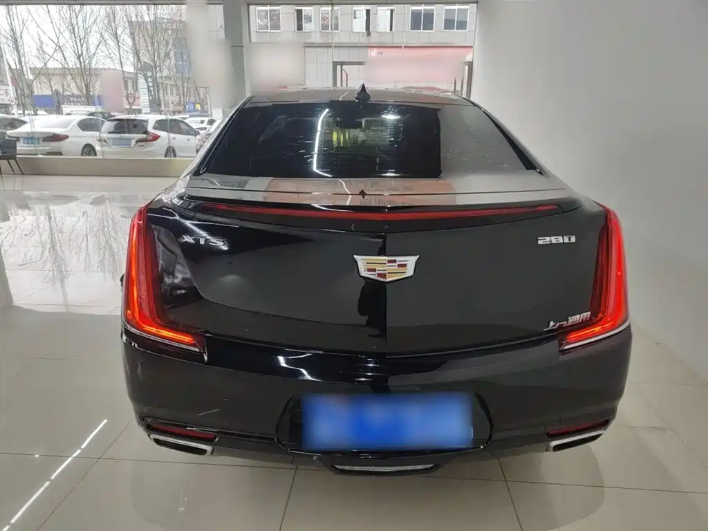 Cadillac XTS 28 T Tech