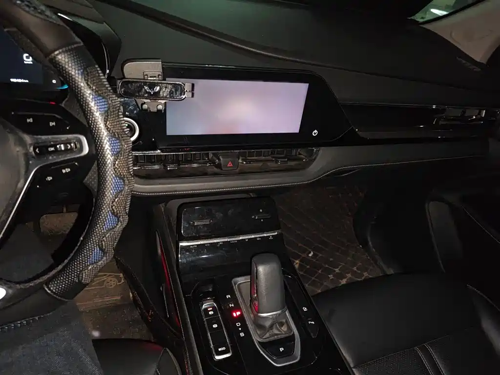 Wuling Victory 1.5 T CVT Flagship
