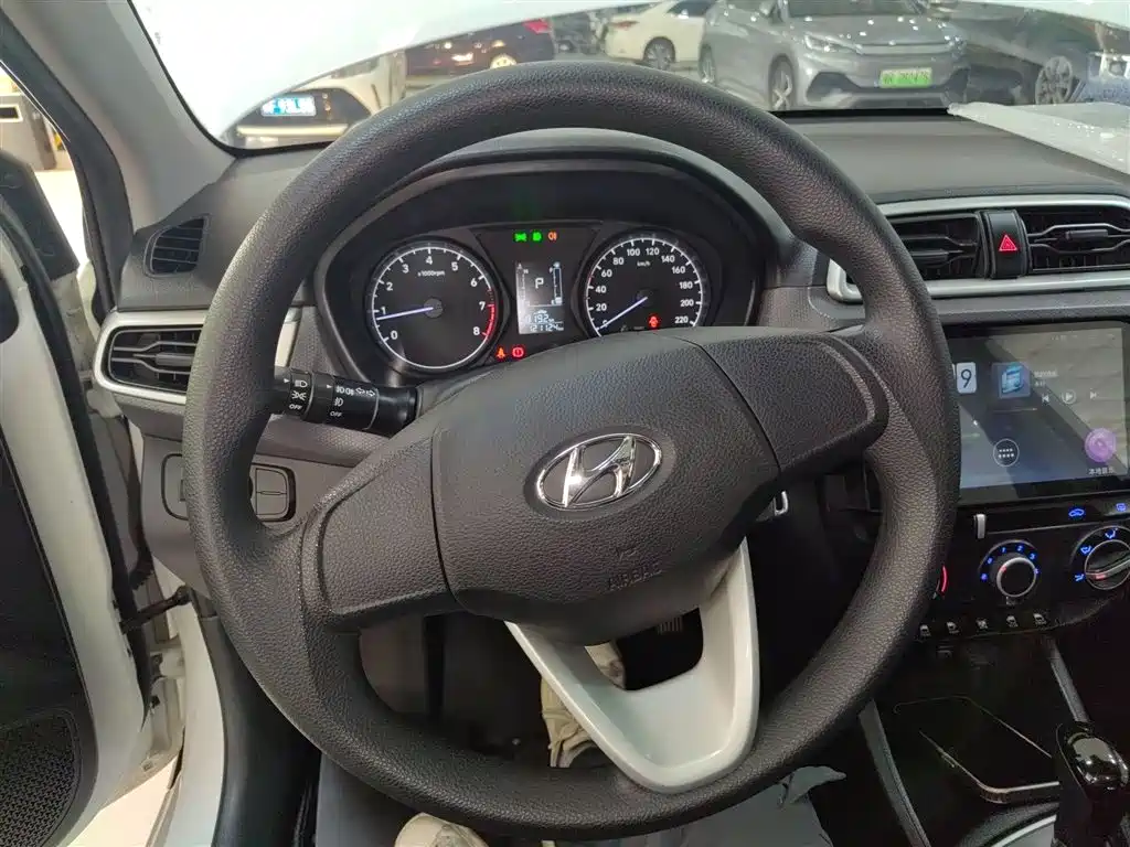 Accent 1.4 L Auto Leap Enjoyment CN-V