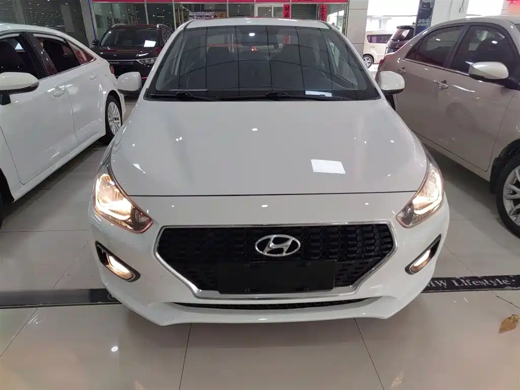 Accent 1.4 L Auto Leap Enjoyment CN-V
