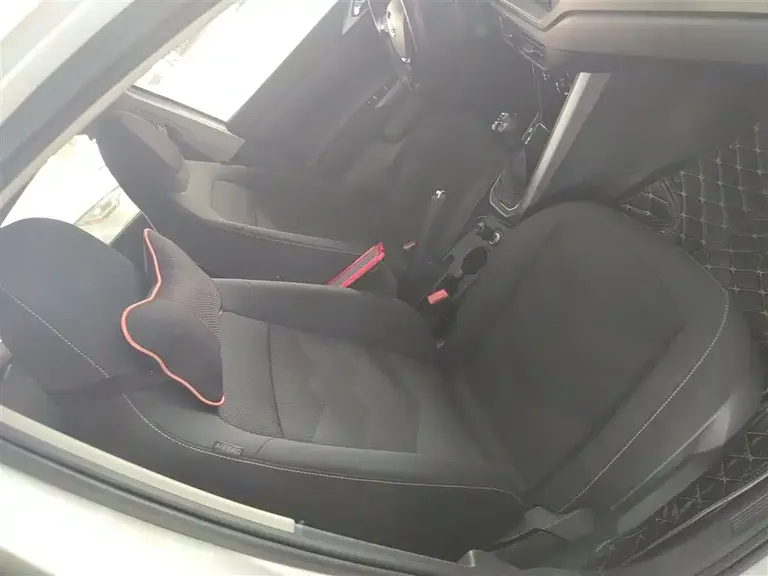Volkswagen Polo Plus 1.5 L Auto Panoramic Pleasure