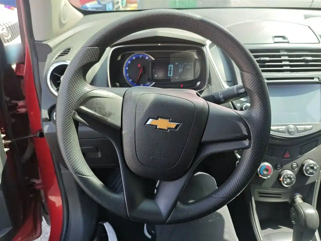 Tracker 1.4 T Auto 2 WD Comfort