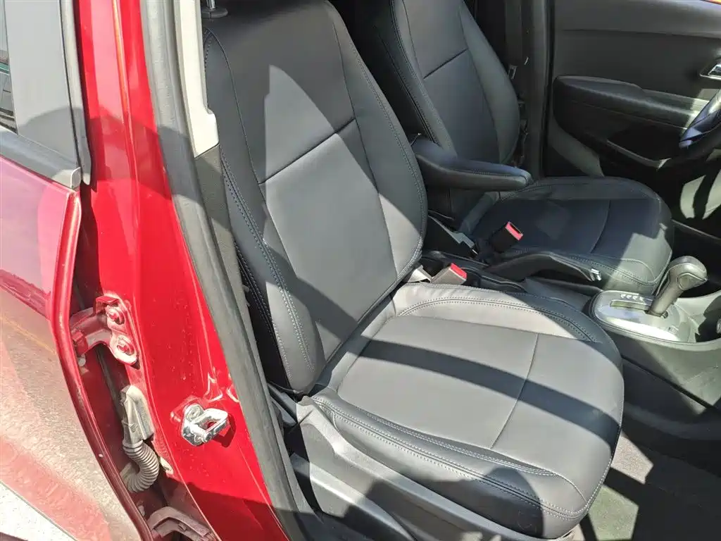 Tracker 1.4 T Auto 2 WD Comfort