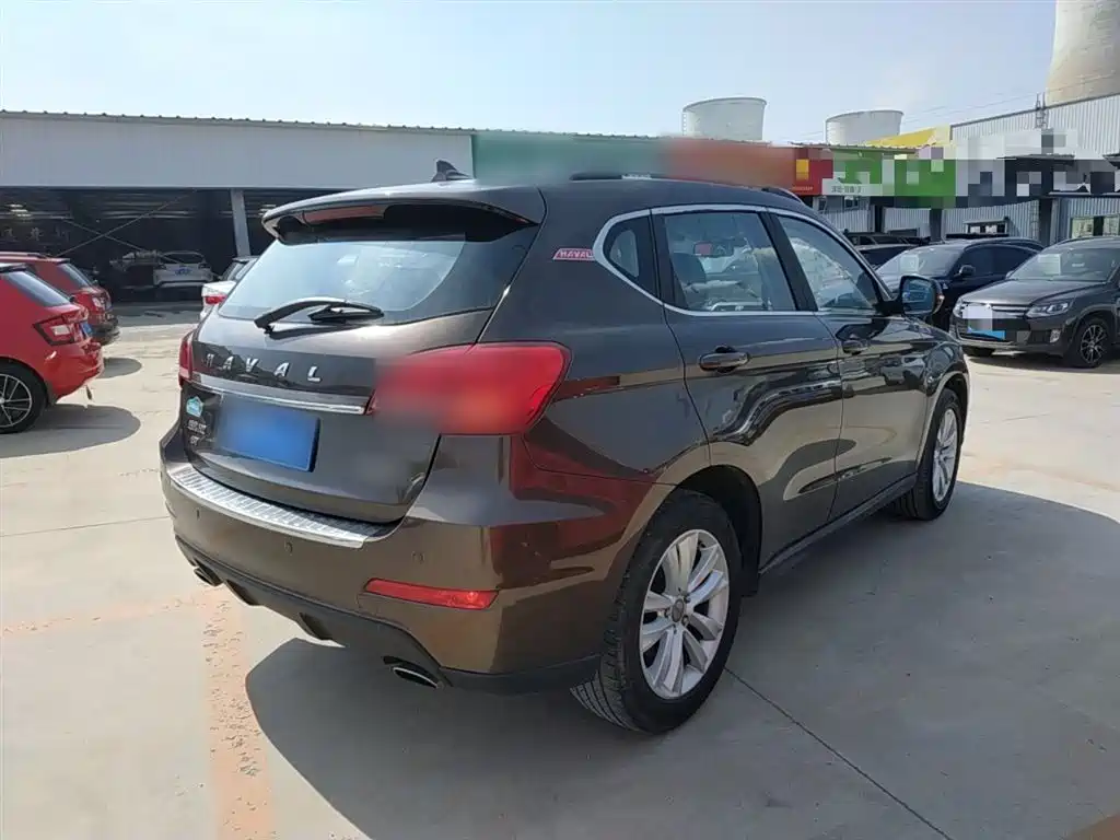 Haval H2 哈弗H2 2015款 1.5 T 自动两驱尊贵版