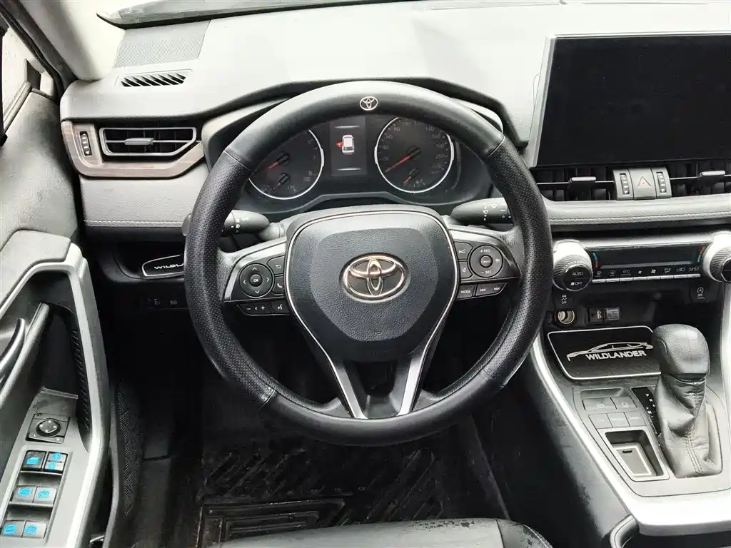 Wildlander 2.0 L CVT 2 WD Luxury