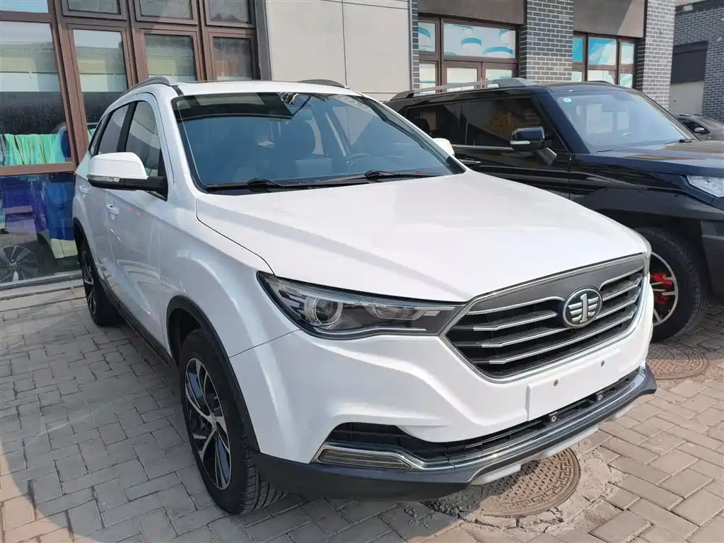 Besturn X40 奔腾X40 2019款 1.6 L 手动豪华型 国V