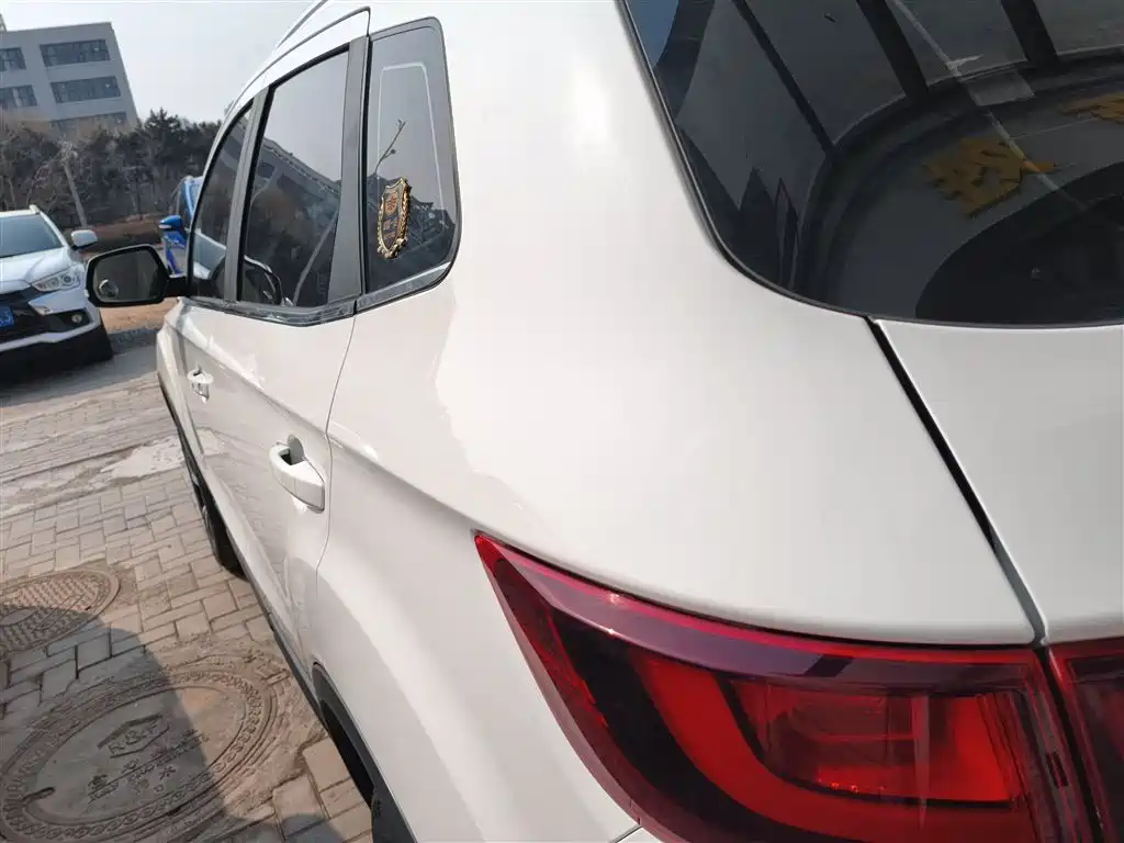 Besturn X40 奔腾X40 2019款 1.6 L 手动豪华型 国V