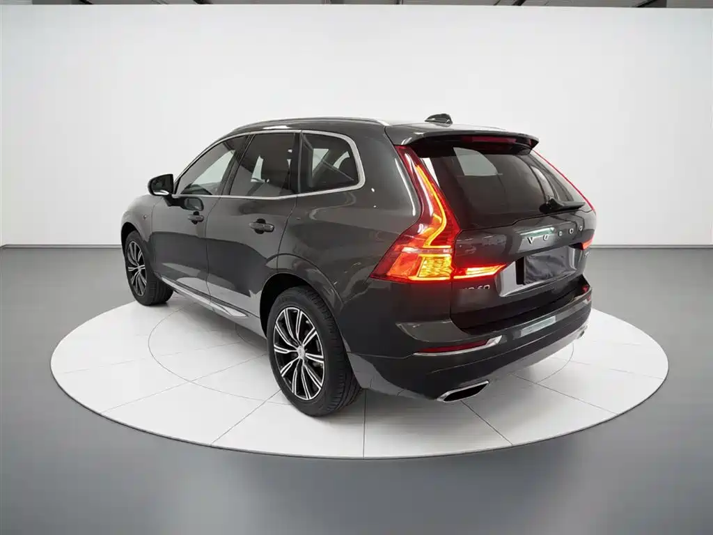 Volvo XC60 T5 4 WD Smart Vision Luxury