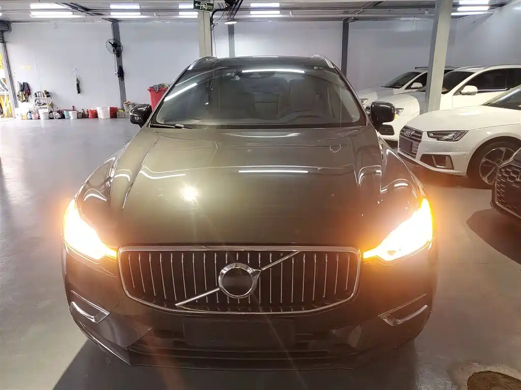 Volvo XC60 T5 4 WD Smart Vision Luxury