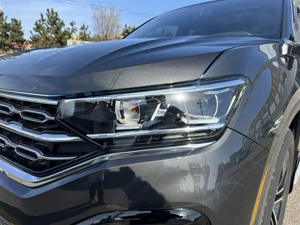 Tayron 380 TSI 4 WD R-Line Connected