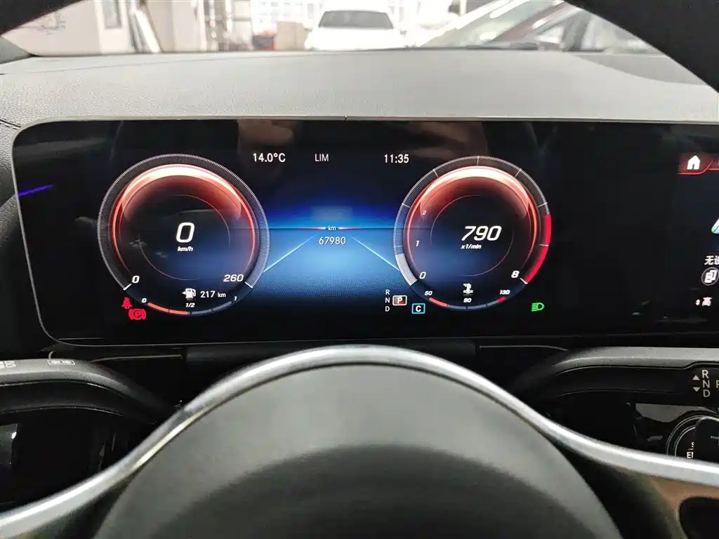 Mercedes-Benz GLA GLA 200