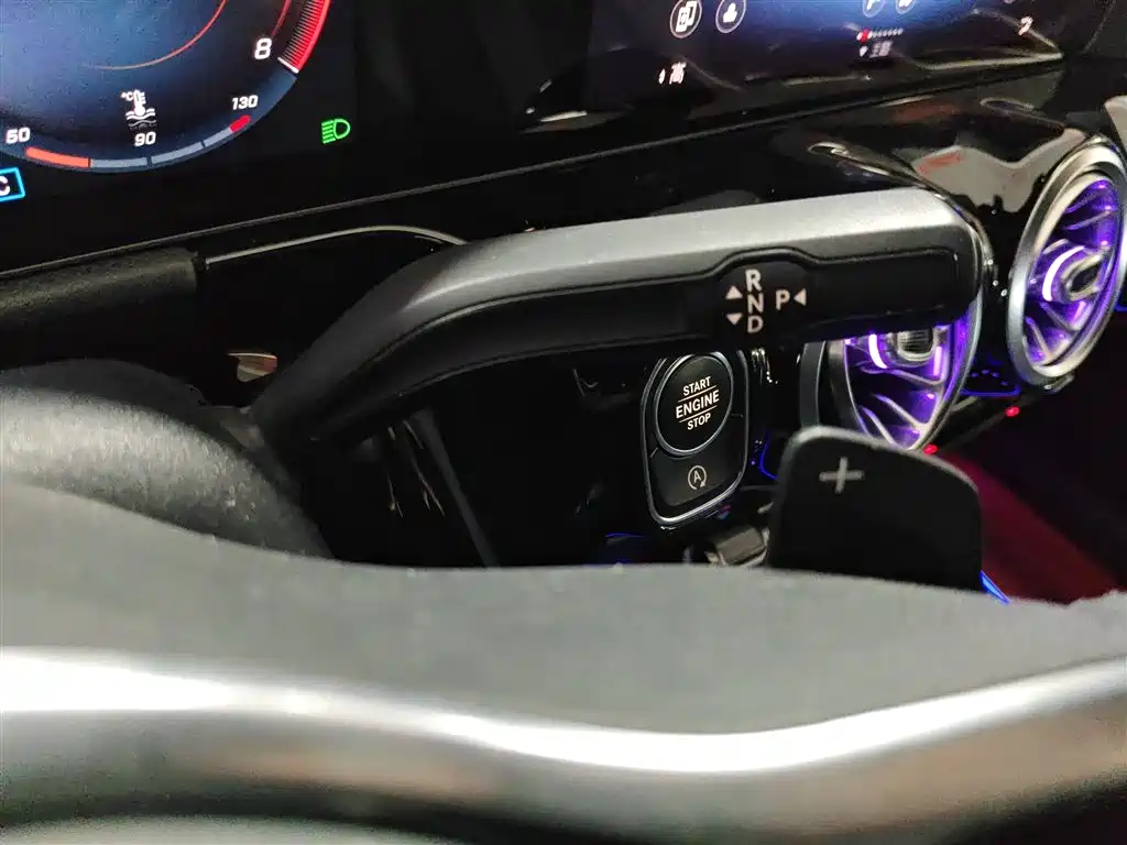 Mercedes-Benz GLA GLA 200