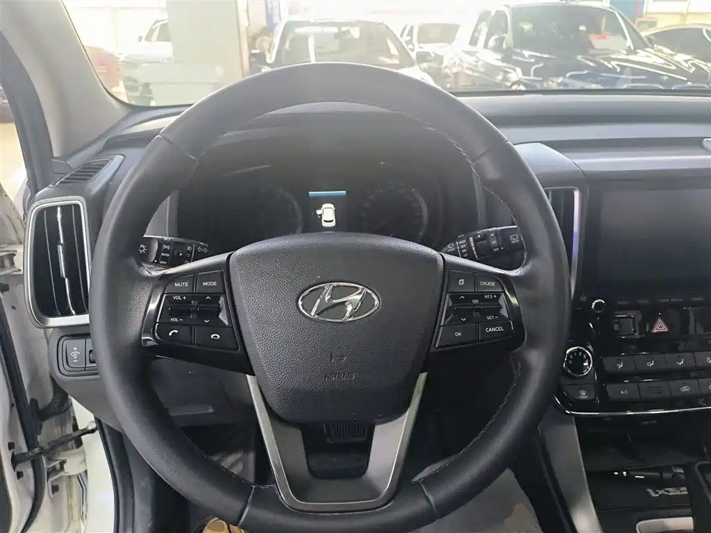 Hyundai ix35 2.0 L Auto 2 WD Brave · Smooth Enjoyment CN-V