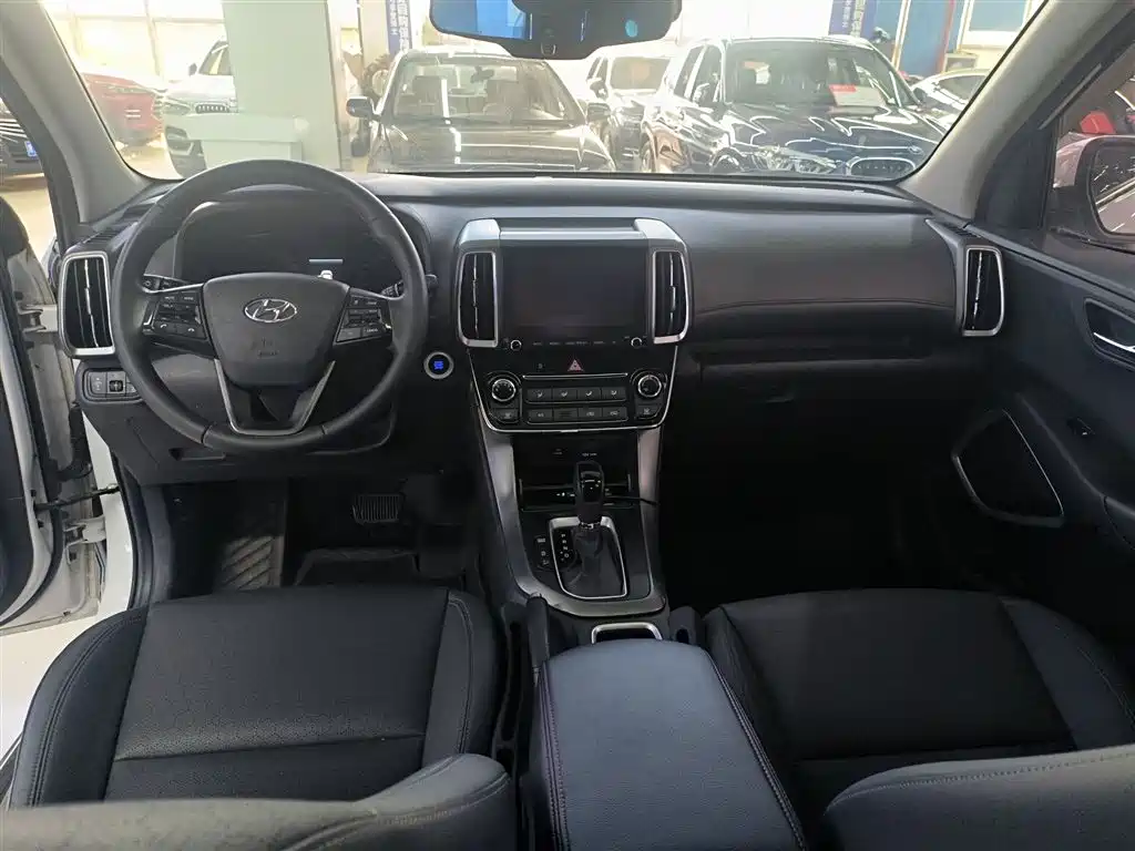 Hyundai ix35 2.0 L Auto 2 WD Brave · Smooth Enjoyment CN-V