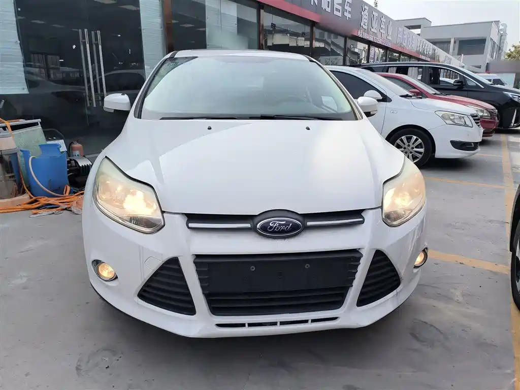 Focus Sedan 1.6 L Auto Style