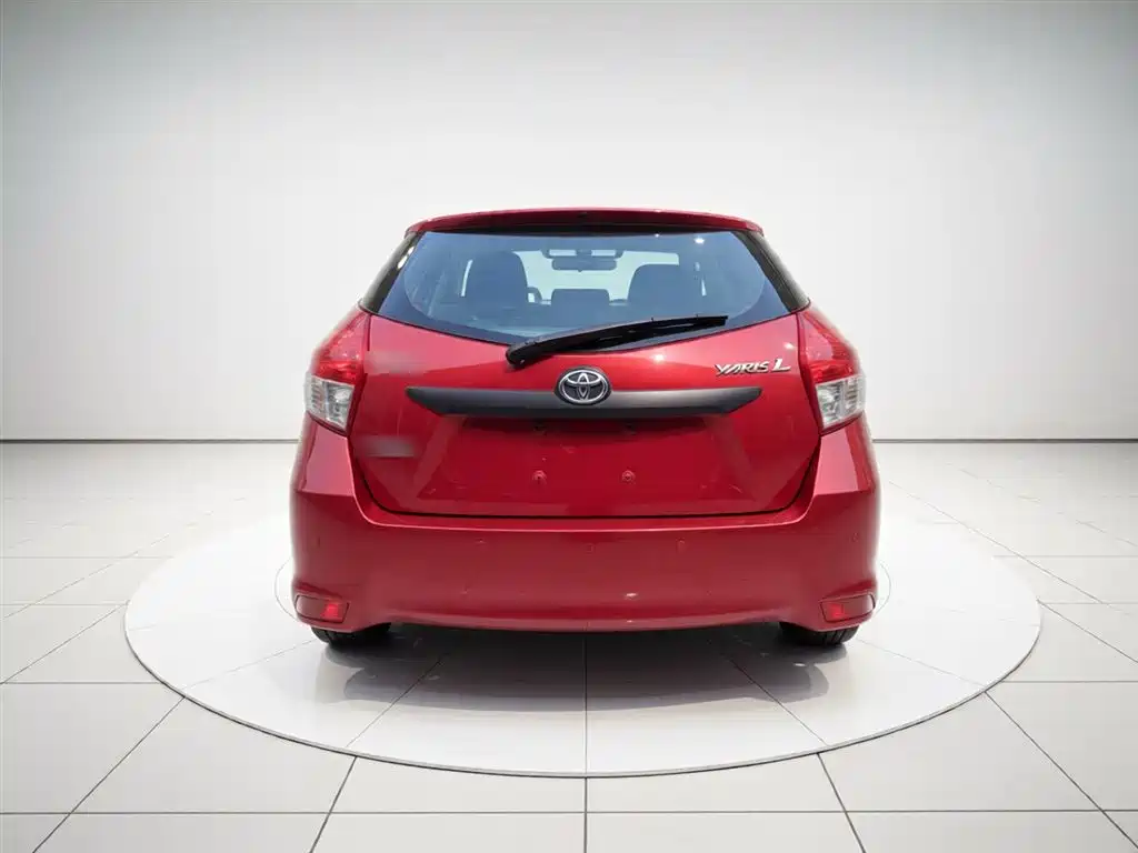 YARiS L Zhixuan 1.3 E Auto Charm Motion