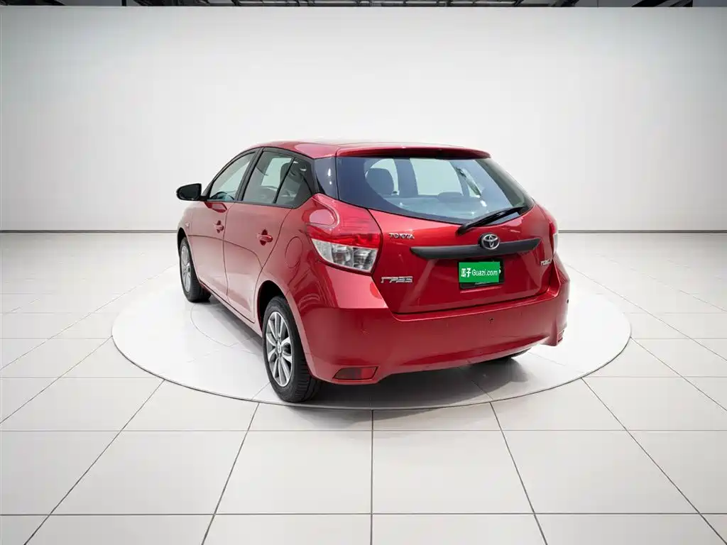 YARiS L Zhixuan 1.3 E Auto Charm Motion