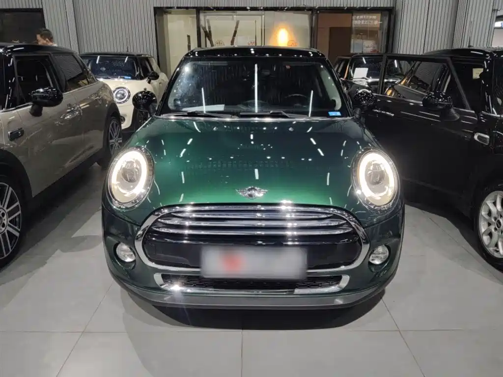 MINI 1.5 T COOPER Excitement 5-door