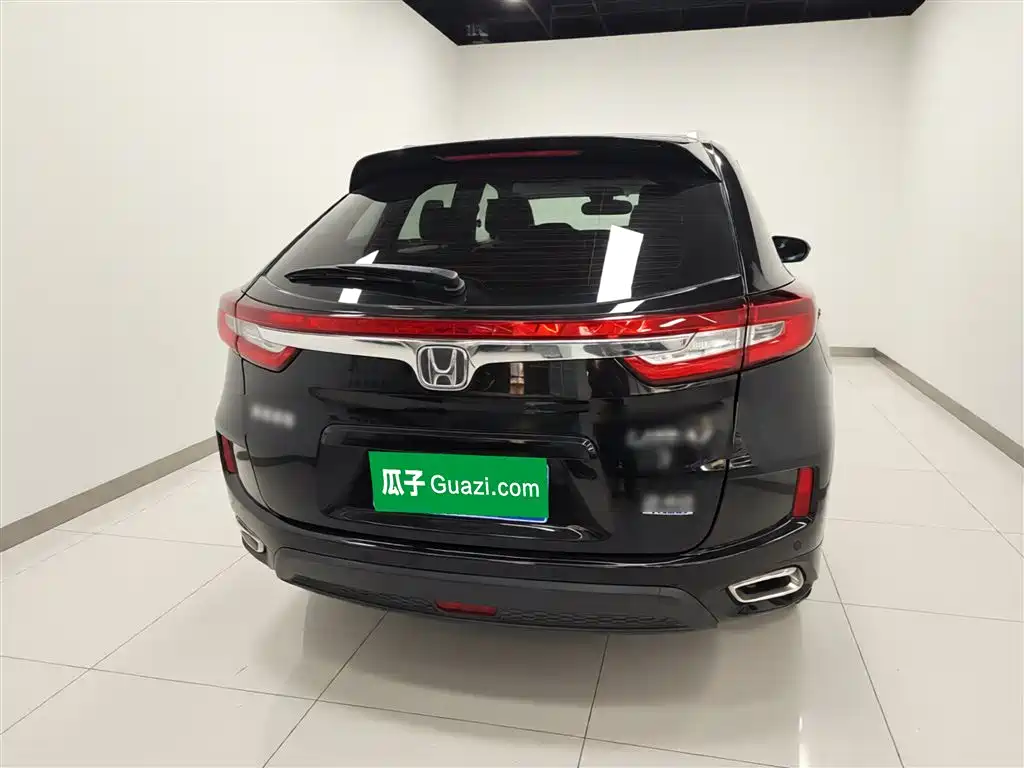 Honda UR-V 240 TURBO 2 WD Classic CN-VI